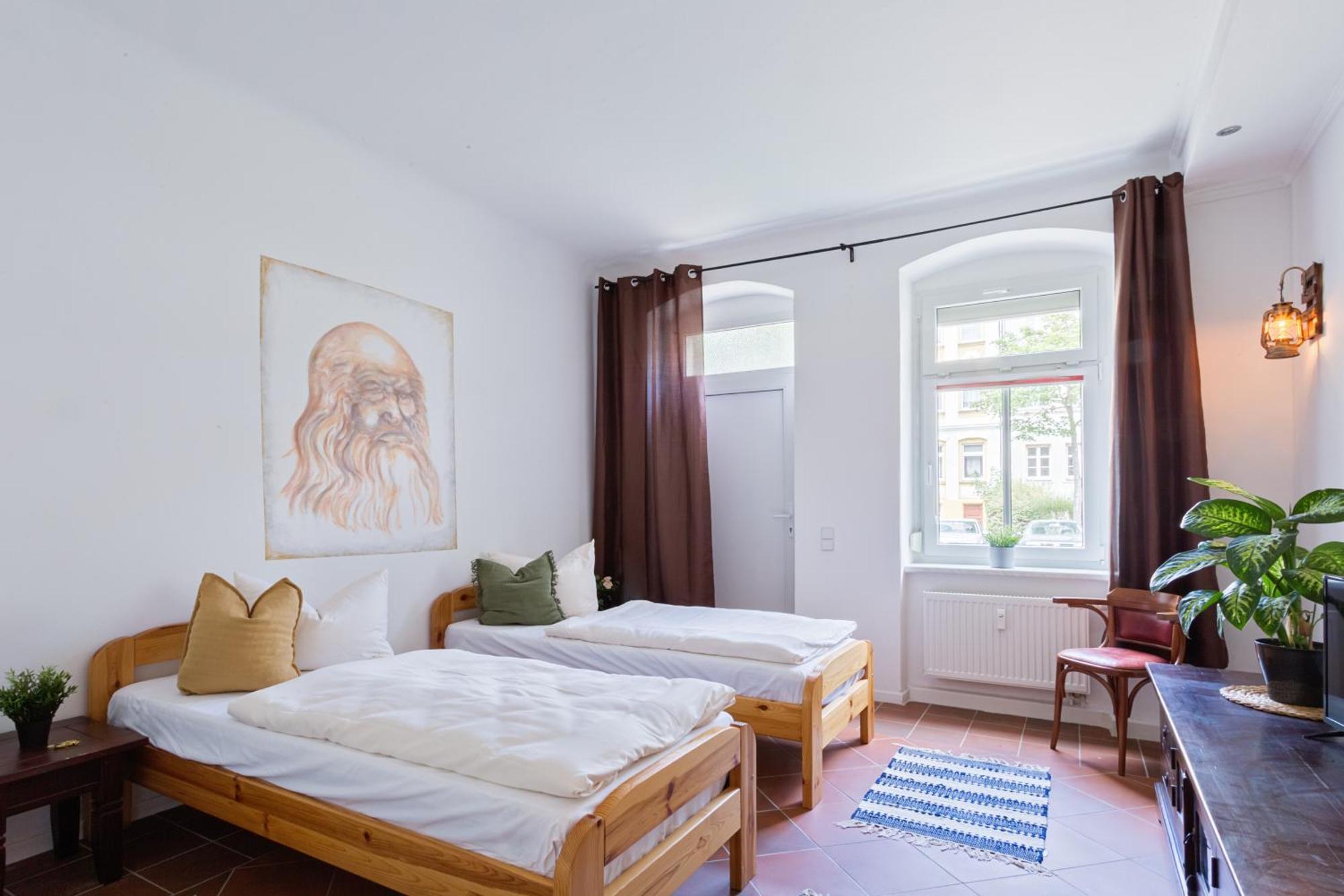 Doppelzimmer III Gaestezimmer In Unterkunft Mit Gemeinschaftsbad Und Gemeinschaftskueche Chemnitz Ngoại thất bức ảnh